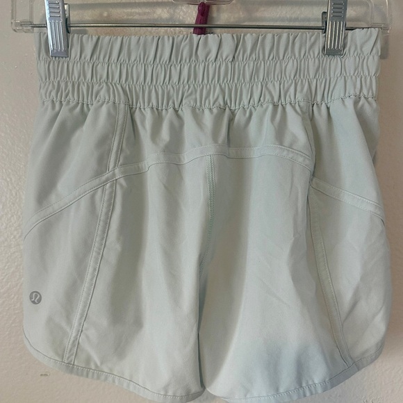 Lululemon Tracker Short V *4"
Island Mist size 6 run gym workout $68 lined - Picture 3 of 9
